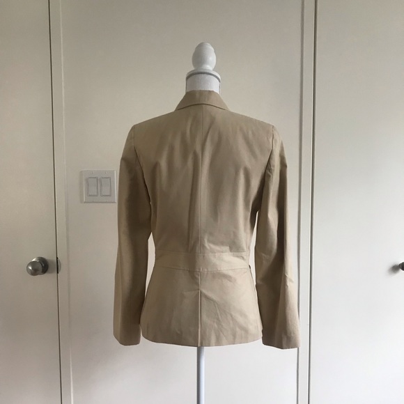 NWT Banana Republic beige blazer - Picture 3 of 5